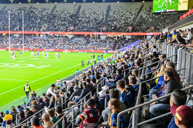 Round 24 - Eels v Cowboys - Outdoor Boxes - Image 8