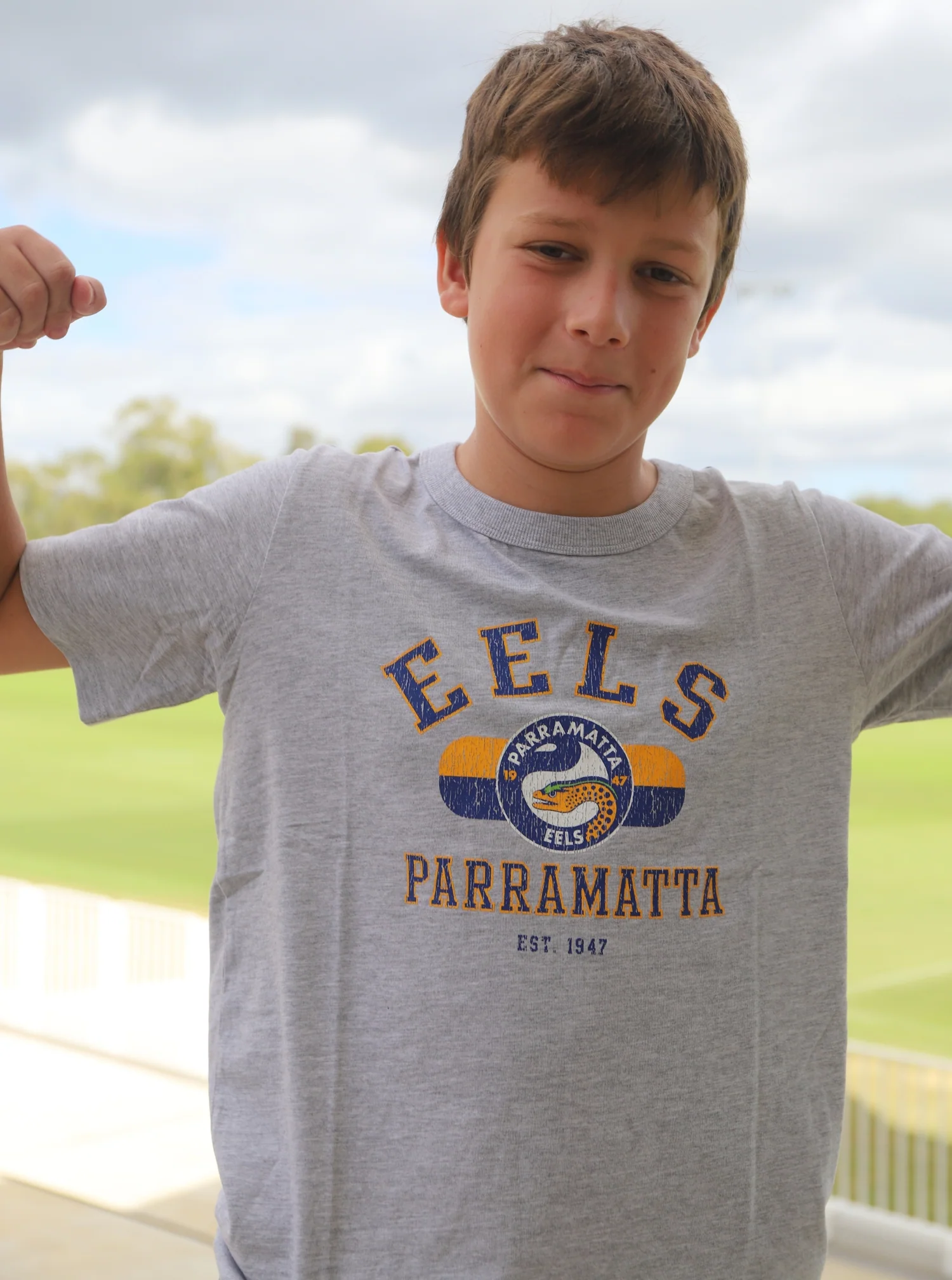 Parramatta Eels Bleacher Athletic Youth Marle T-Shirt - Image 4