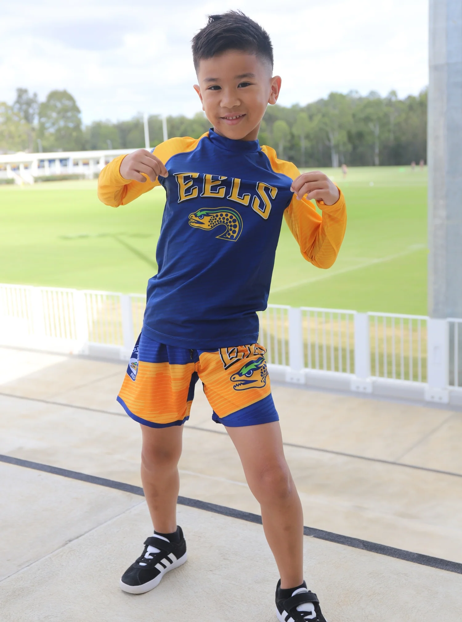 Parramatta Eels Youth "Barrel" Youth Rash Vest - Image 3
